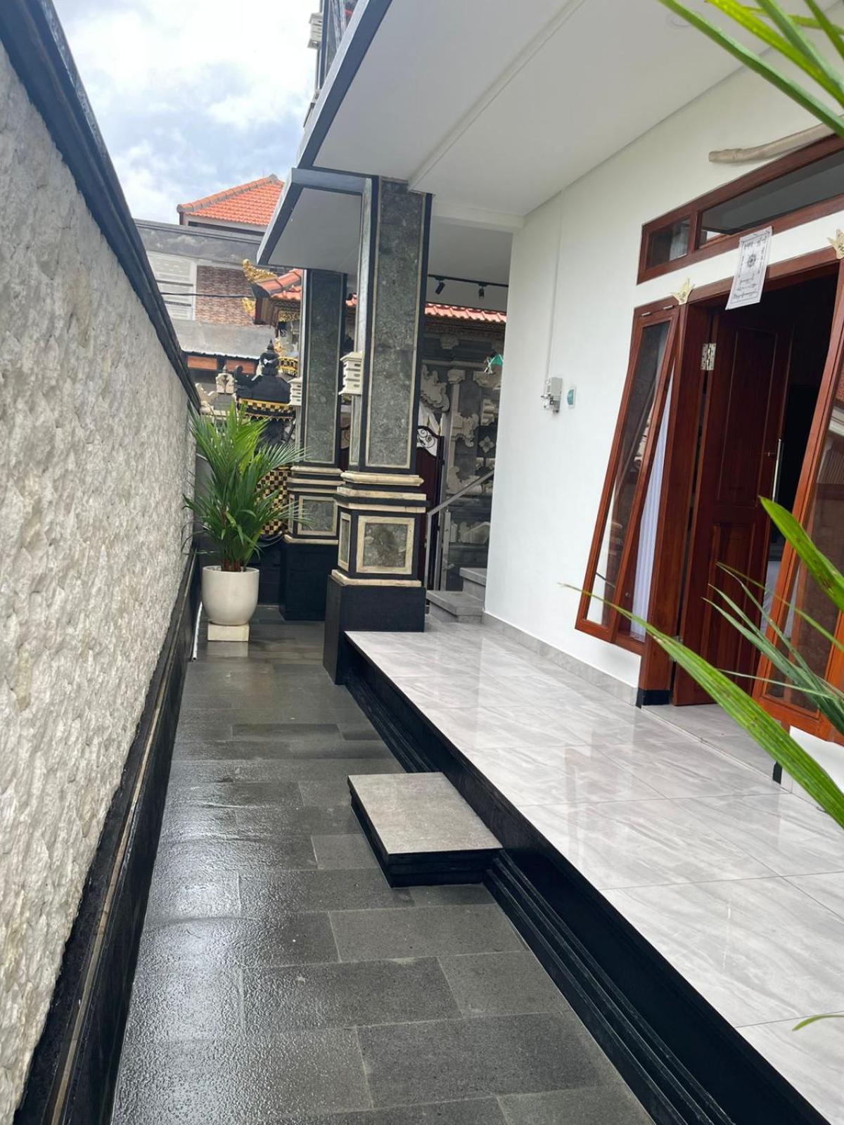 Shin In Bali Hotel Kuta Lombok Eksteriør billede